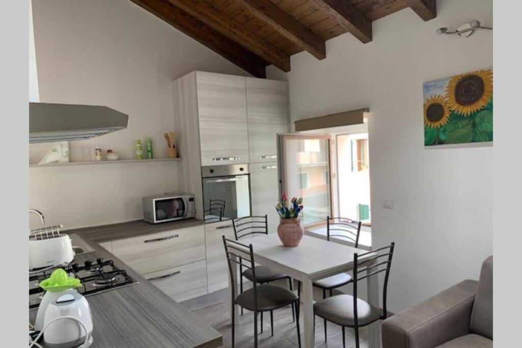 Casetta Al Portico, Relax E Tranquillita ポルレッツァ エクステリア 写真